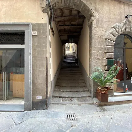 Hotel La E Bella Cortona