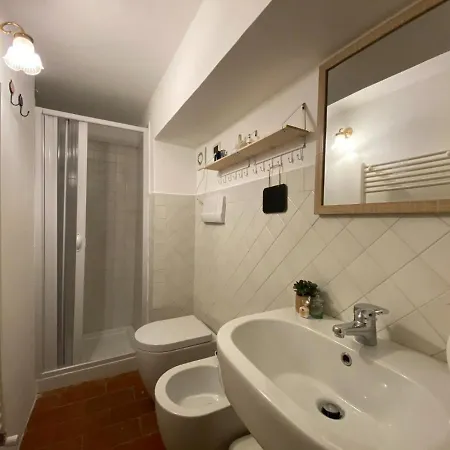 La E Bella Кортона